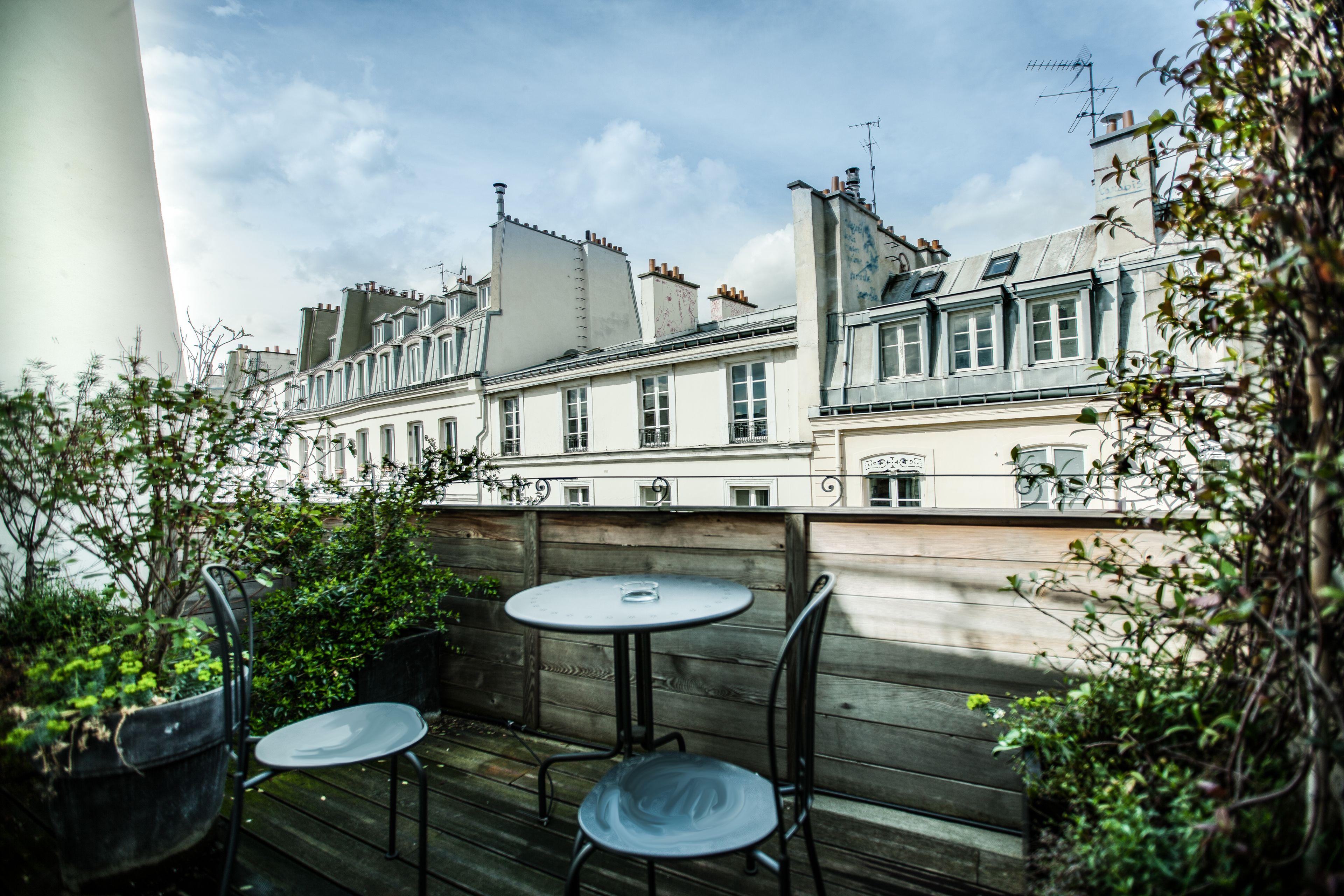 Les Théâtres Hotel