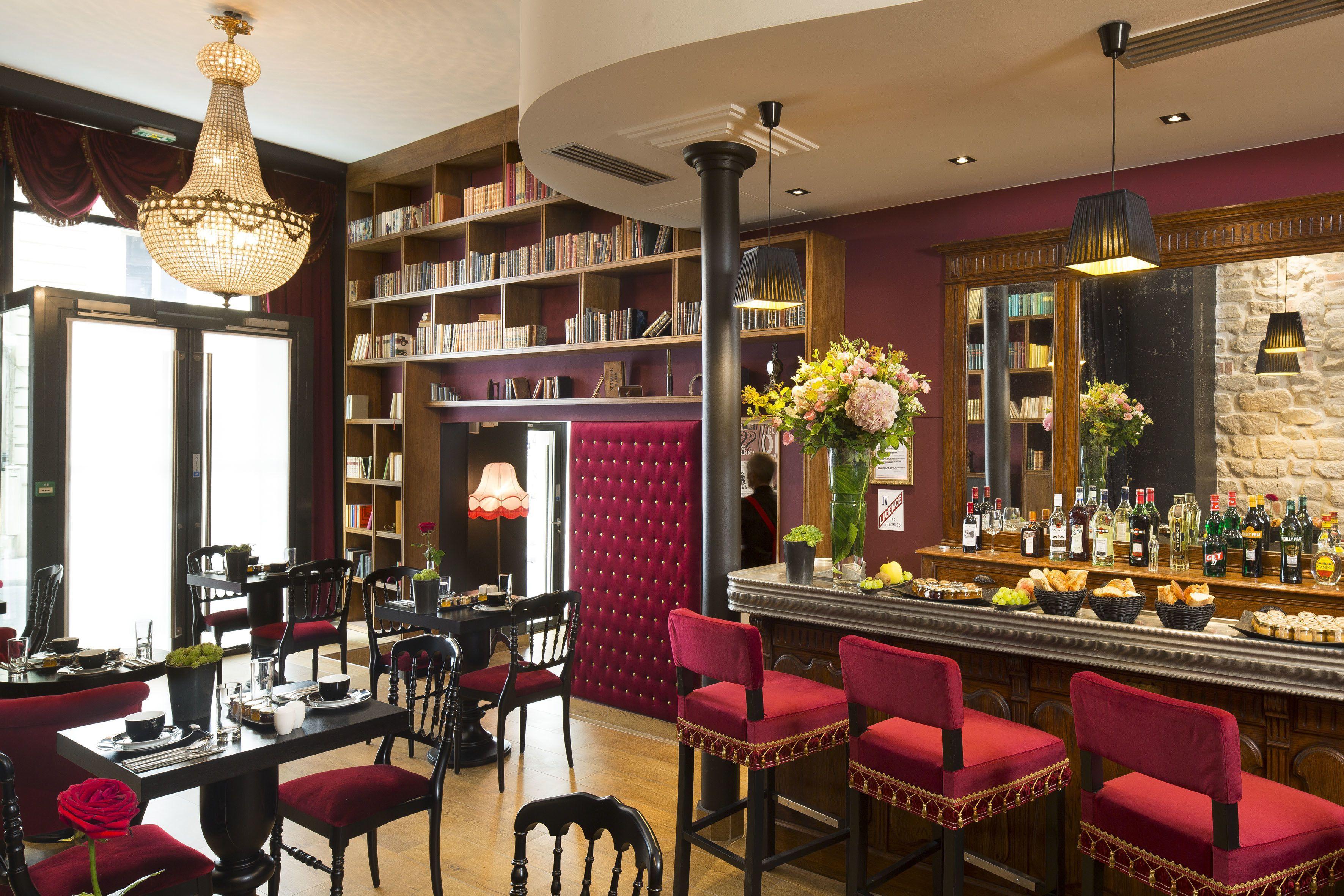 Hotel Les Théâtres Parigi
