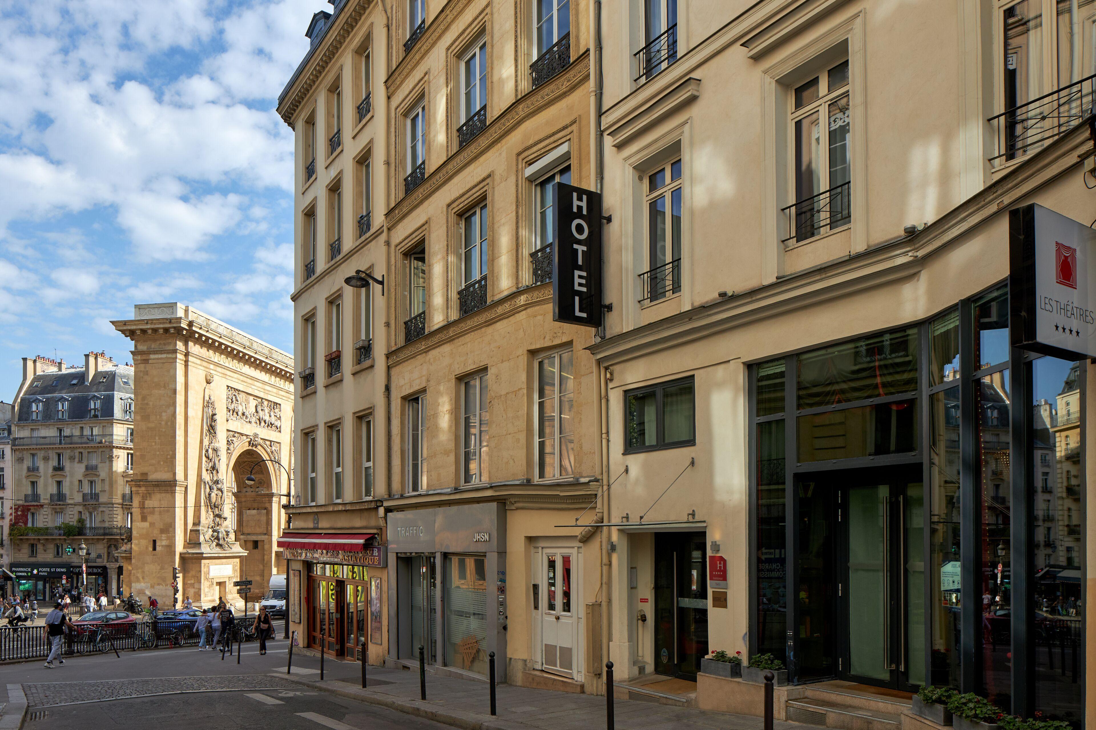 Les Théâtres Hotel