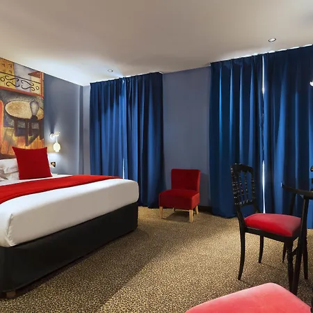 Les Theatres Hotel