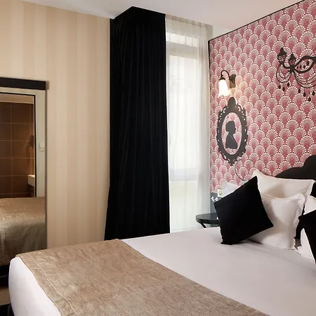 Les Théâtres Hotel